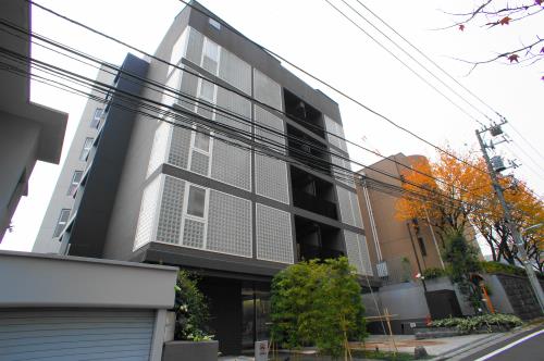 Exterior of Apartments Motoazabu-Uchidazaka