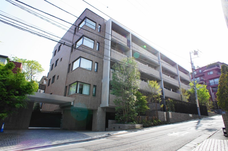 Exterior of The Parkhouse Motoazabu